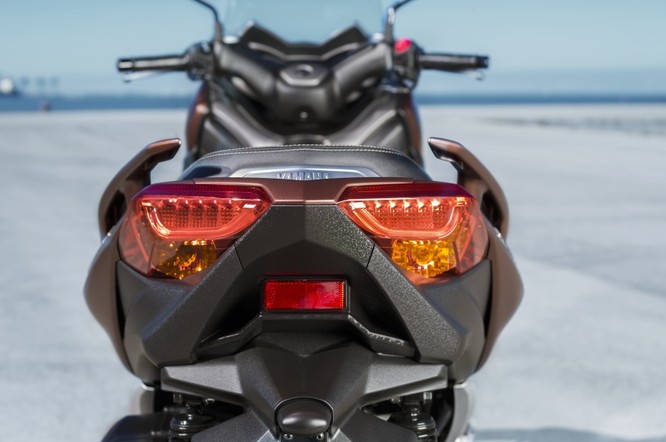 Yamaha X-Max 250 2018 chính thức có giá bán từ 145 triệu đồng - ảnh 22