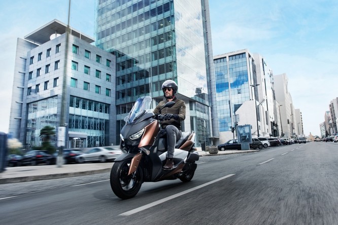 Yamaha X-Max 250 2018 chính thức có giá bán từ 145 triệu đồng - ảnh 5