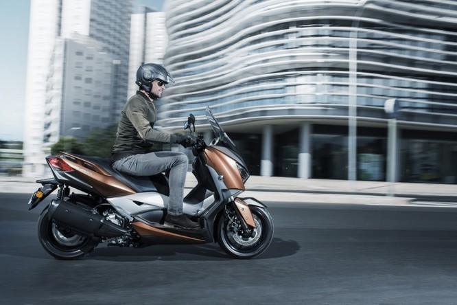 Yamaha X-Max 250 2018 chính thức có giá bán từ 145 triệu đồng - ảnh 3