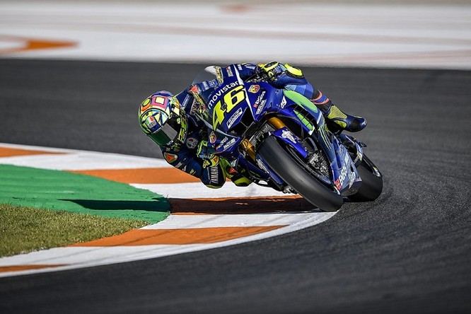 Valentino Rossi sẽ gắn bó với đội đua Yamaha MotoGP đến năm 2020 - ảnh 1