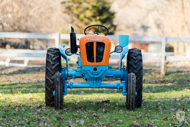 Lamborghini 2241R: Chiếc máy kéo ưa thích của nhà sáng lập thương hiệu siêu xe nước Ý - ảnh 1