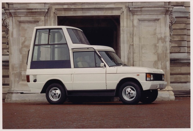 Nhìn lại 70 năm lịch sử của Land Rover qua từng tấm hình - ảnh 27