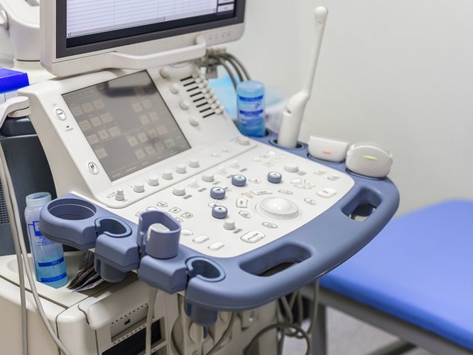 Bệnh viện càng hiện đại, bệnh nhân càng lắm nỗi lo - ảnh 1