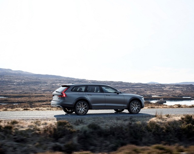 Volvo V90 Cross Country - Xe cao cấp thách thức mọi địa hình - ảnh 5