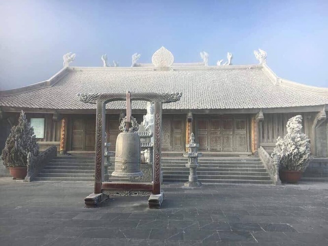 Fansipan huyền ảo băng tuyết trong nắng sớm khiến dân mạng sôi sục - ảnh 5