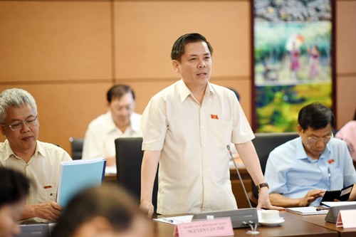 BOT thì “nóng”, còn nông sản vì sao phải “giải cứu” - ảnh 1