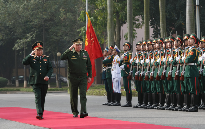 Việt Nam không dễ