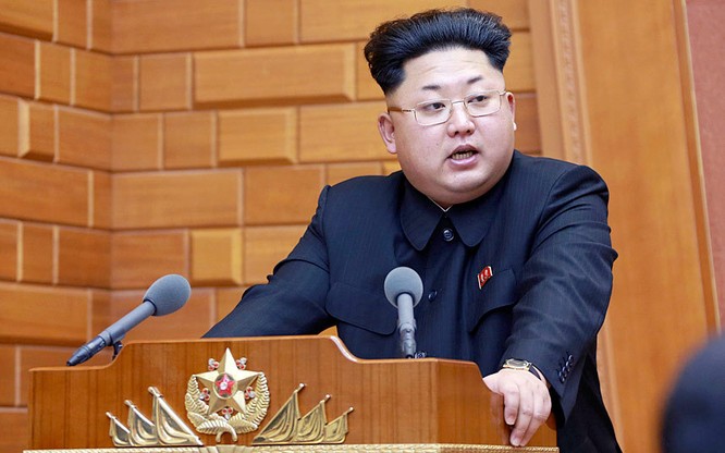Vì sao Kim Jong-un mặc vest trong đại hội đảng? - ảnh 1