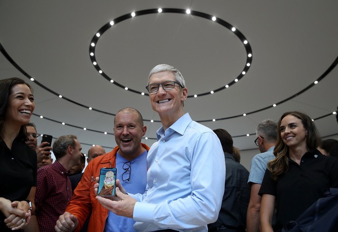 Tại sao Apple thâu tóm Tesla không còn là một ý tưởng điên rồ? ảnh 1