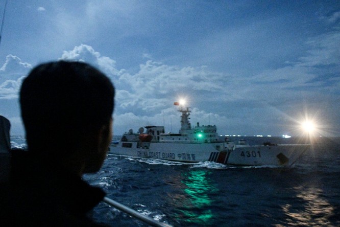 Indonesia công bố hình ảnh chi tiết cuộc đối đầu với tàu Trung Quốc trên vùng biển Natuna - ảnh 6