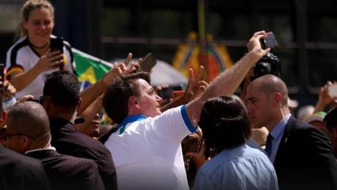 Tạp chí The Lancet: “Tổng thống Jair Bolsonaro là mối đe dọa lớn nhất của cuộc chiến chống dịch ở Brazil!” - ảnh 2