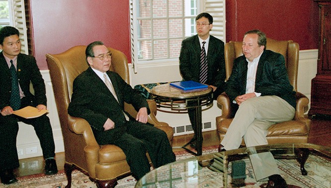 Kỳ cuối: Khi Thủ tướng Việt Nam “đặt hàng” tới Harvard - ảnh 1