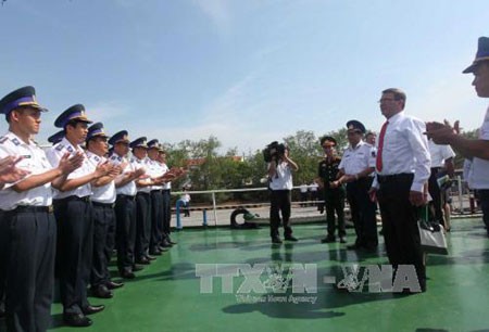 Tỉnh ngộ về Trung Quốc ảnh 1