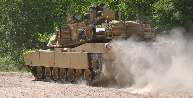 Chùm ảnh NATO phô diễn sức mạnh quân sự trong diễn tập Saber Strike 2015 ảnh 9