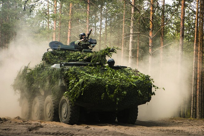 Chùm ảnh NATO phô diễn sức mạnh quân sự trong diễn tập Saber Strike 2015 ảnh 14
