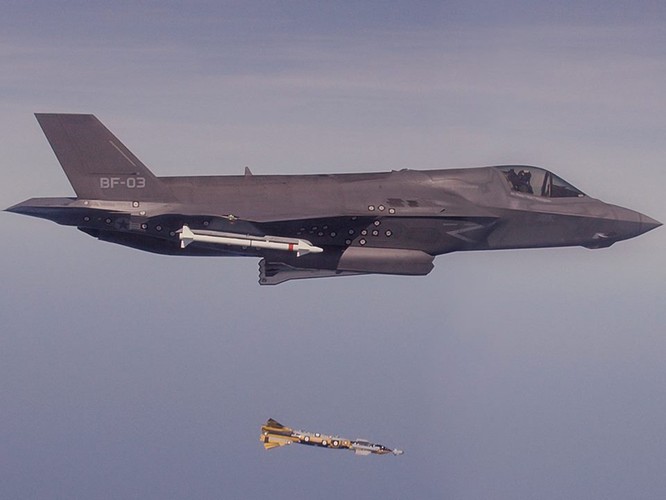 F-35 Lightning II luyện kỹ năng không chiến chống tiêm kích Nga ảnh 11