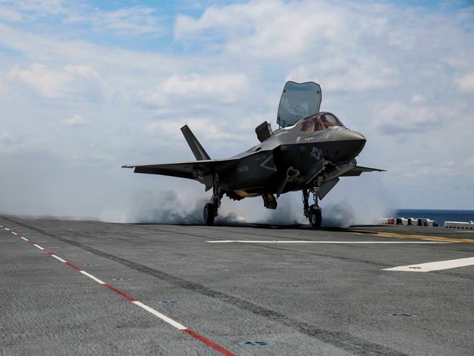 F-35 Lightning II luyện kỹ năng không chiến chống tiêm kích Nga ảnh 12