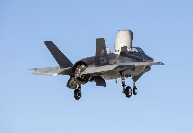 F-35 Lightning II luyện kỹ năng không chiến chống tiêm kích Nga ảnh 31