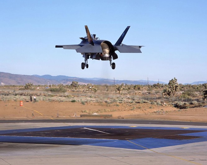 F-35 Lightning II luyện kỹ năng không chiến chống tiêm kích Nga ảnh 34