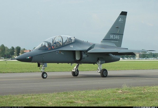 Yak-130, máy bay huấn luyện mà Việt Nam có thể mua ảnh 4