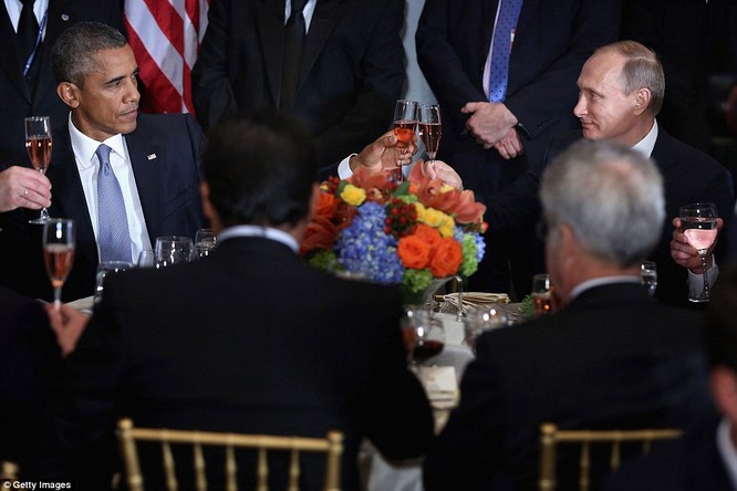 Putin “đấu súng” với Obama tại Liên Hiệp Quốc ảnh 6
