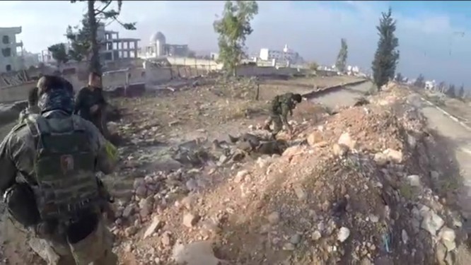 Trận chiến Aleppo: Đặc nhiệm Nga xung trận cùng binh sĩ Hezbollah (video) ảnh 3