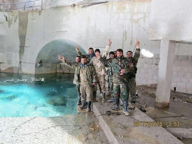 Video chiến sự Syria: Quân Assad làm chủ hoàn toàn nguồn sống Damascus ảnh 6