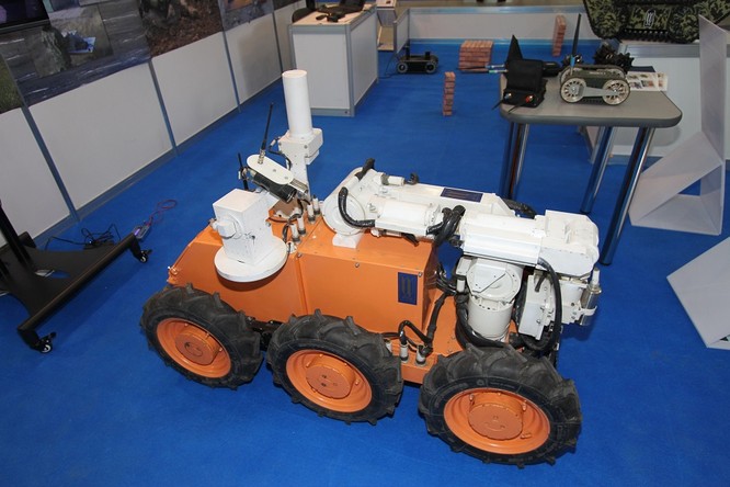 Những mẫu robot quân sự mới nhất của quân đội Nga ảnh 2