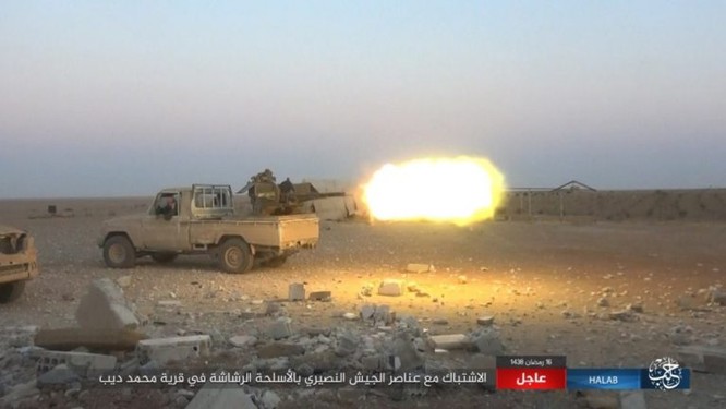 Quân đội Syria bại trận trước IS trên chiến trường Raqqa ảnh 3