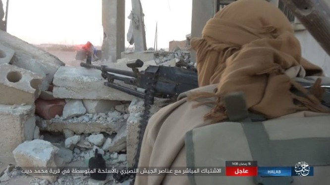 Quân đội Syria bại trận trước IS trên chiến trường Raqqa ảnh 9