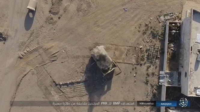 IS tử chiến trên từng mét đất tại sào huyệt Raqqa ảnh 2