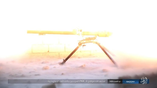 IS tử chiến trên từng mét đất tại sào huyệt Raqqa ảnh 5