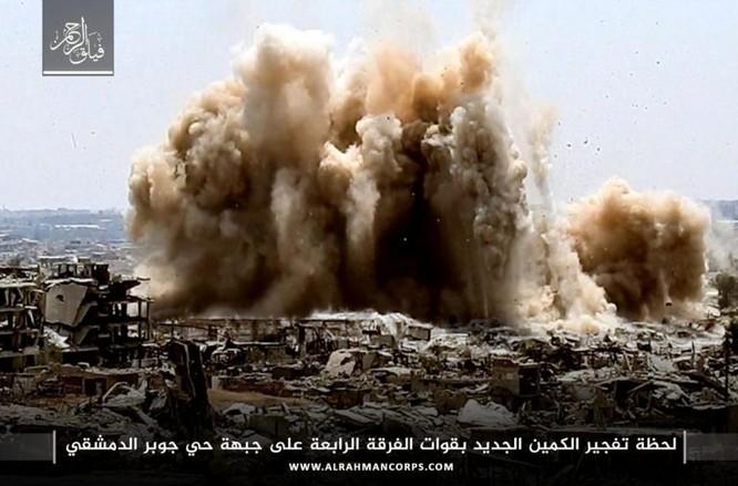 Quân đội Syria tấn công sào huyệt thánh chiến ngoại vi Damascus - ảnh 1