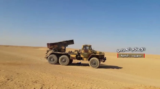 Syria: Quân chính phủ đánh về hướng Deir Ezzor, diệt hàng loạt tay súng IS (video) ảnh 6
