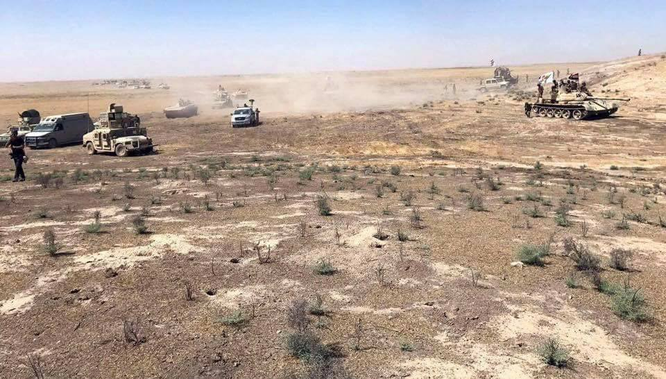 IS trước tối hậu thư “đầu hàng hay là chết” tại Tal Afar (video) ảnh 9