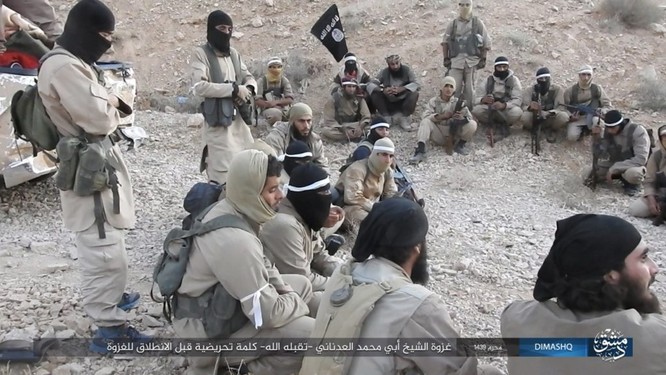 Quân đội Syria sắp tung đòn chiếm cứ địa IS tại Homs ảnh 8
