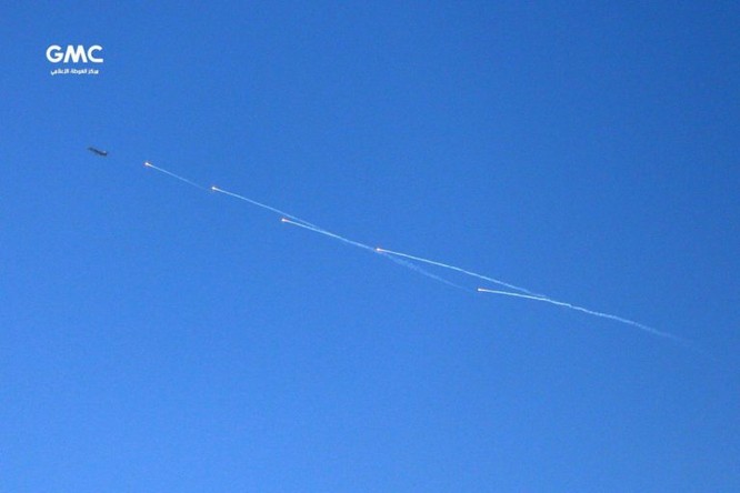 Quân đội Syria tử chiến giành 20 tòa nhà, diệt 170 phiến quân khủng bố ven Damascus ảnh 2