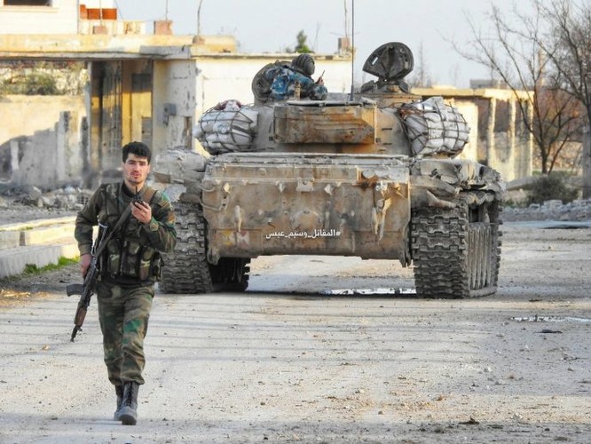 “Hổ Syria” chủ công xung trận chiếm thị trấn trọng yếu, sắp chia cắt Đông Ghouta - ảnh 11