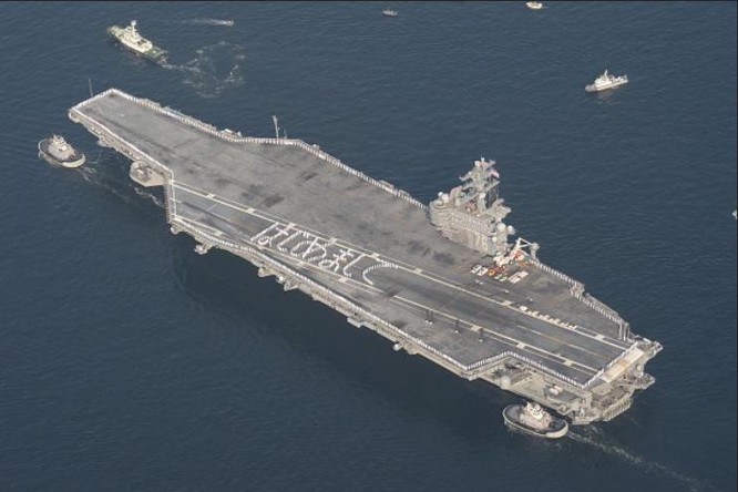 Tàu sân bay USS Ronald Reagan Hải quân Mỹ.