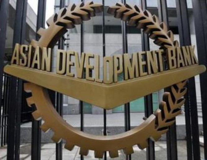 Nhật Bản không mặn mà với Ngân hàng đầu tư cơ sở hạ tầng châu Á (AIIB) do họ đứng đầu Ngân hàng Phát triển châu Á (ADB). Ảnh: Nhật báo phố Wall.