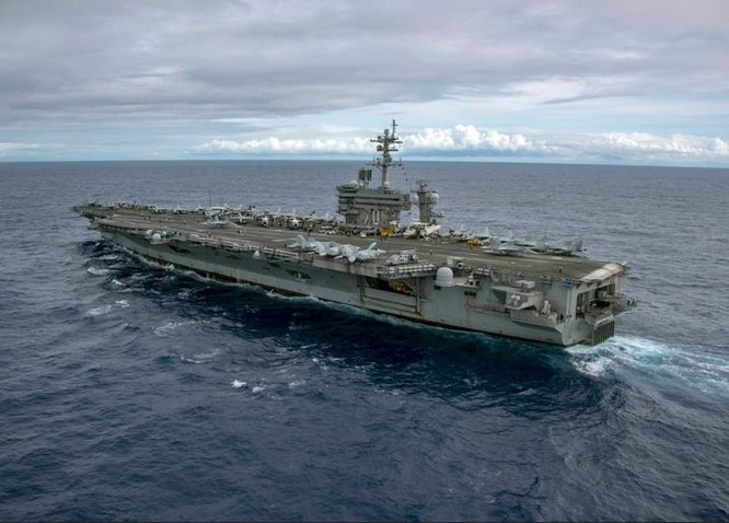 Tàu sân bay Carl Vinson trên Thái Bình Dương ngày 4 tháng 2 năm 2017. Ảnh: Stars and Stripes