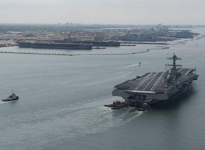 Hải quân Mỹ đã biên chế tàu sân bay động cơ hạt nhân thế hệ mới USS Gerald Ford. Ảnh: The Financial Express.