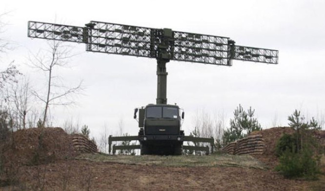 Radar Vostok-E Việt Nam mua của Belarus. Ảnh: Sina.