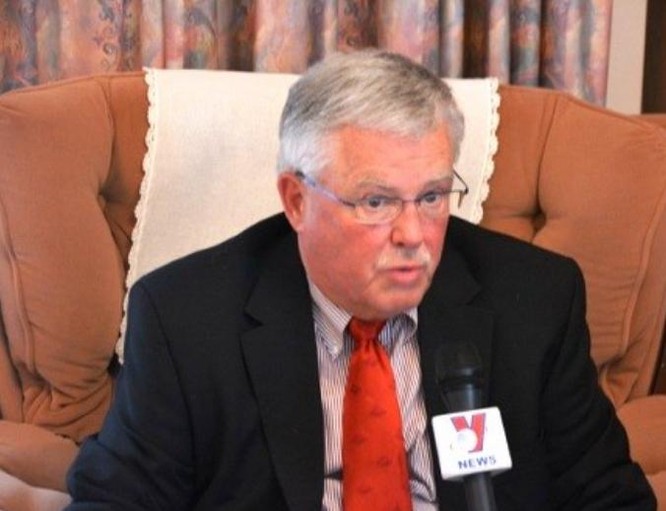 Giáo sư Carl Thayer, Đại học New South Wales, Australia.