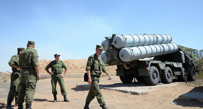 Nga đã triển khai các hệ thống S-300 và S-400 đến Syria