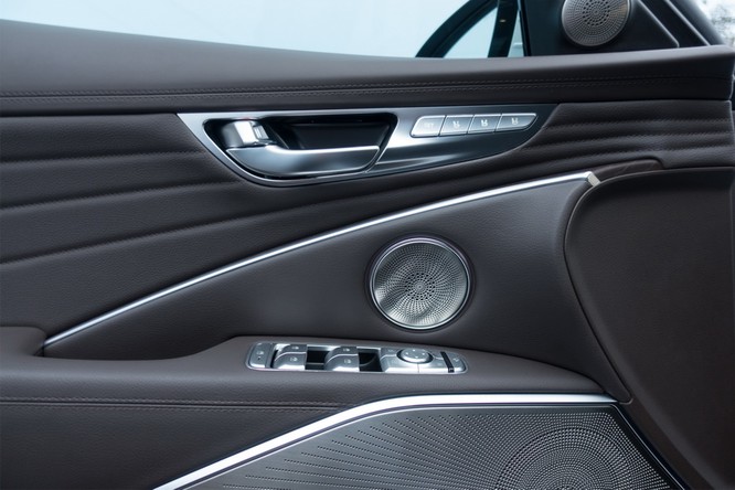Có gì mới trên Kia K900 2019? - ảnh 10