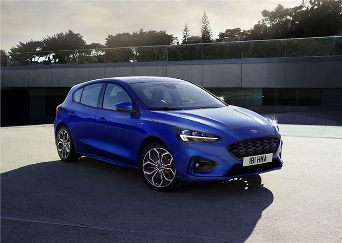 Ford không mấy mặn mà với hộp số tự động 9 cấp mới của GM - ảnh 1