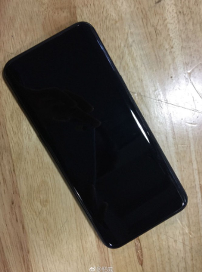 7 tấm ảnh hé lộ Galaxy S8 màu đen bóng ảnh 3