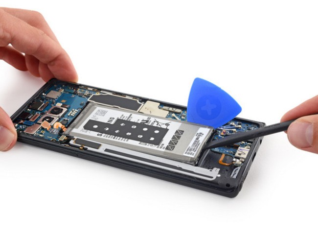 “Giải phẫu” Galaxy Note 8: không dễ sửa đối với thợ “tay mơ” ảnh 4