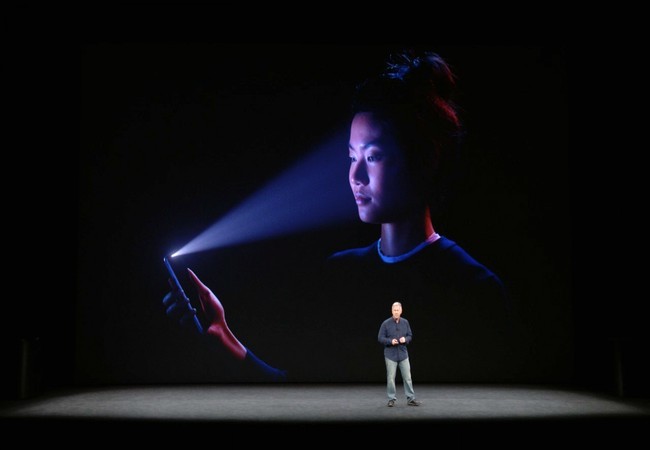 Công bố ra mắt iPhone X (Ảnh Apple)